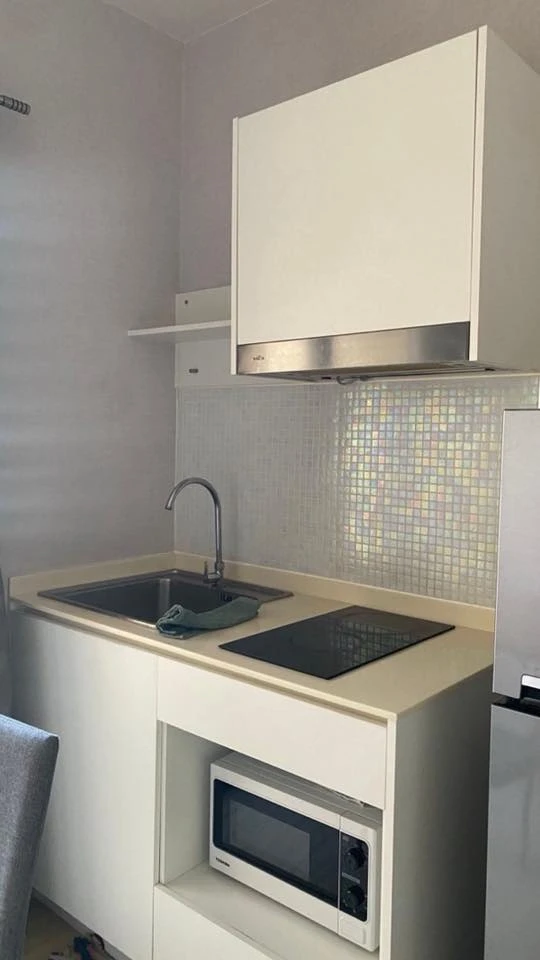 Plum Condo Pinklao Station for rent: 1 bedroom, 1 bathroom, fully furnished, beautiful pool view. Book now!