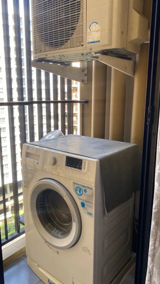 Plum Condo Pinklao Station for rent: 1 bedroom, 1 bathroom, fully furnished, beautiful pool view. Book now!