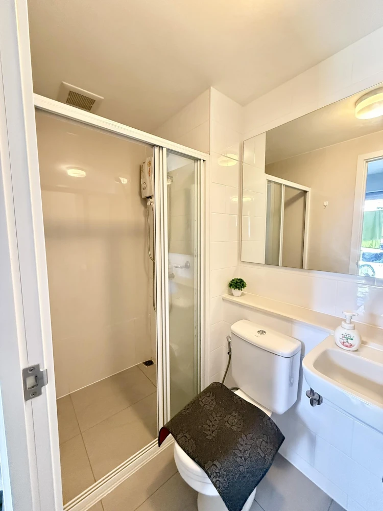 ให้เช่า Plum Condo Ram 60 interchange ห้องอยู่ชั้น 2 เฟอร์นิเจอร์และเครื่องใช้ไฟฟ้าครบพร้อมอยู่
