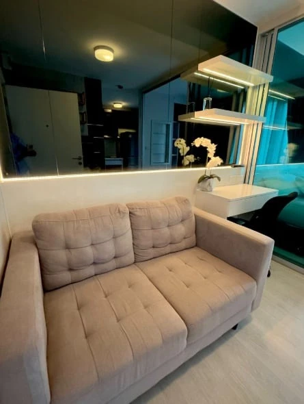 Plum Condo Ram 60 Interchange for rent, beautifully decorated room, excellent built-in furniture, beautiful view, reserve now!