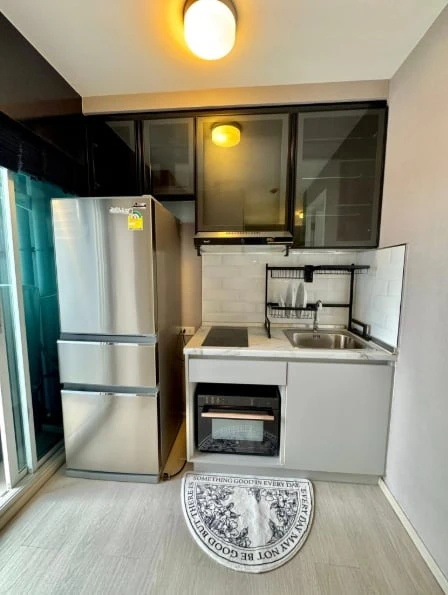 Plum Condo Ram 60 Interchange for rent, beautifully decorated room, excellent built-in furniture, beautiful view, reserve now!