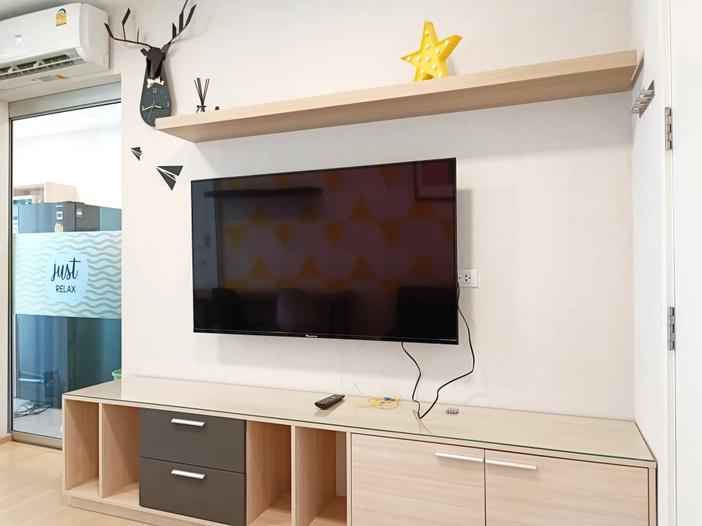 For Rent: Plum Condo Rangsit Alive 1, 5th floor. Fully furnished and inviting—book now if interested.