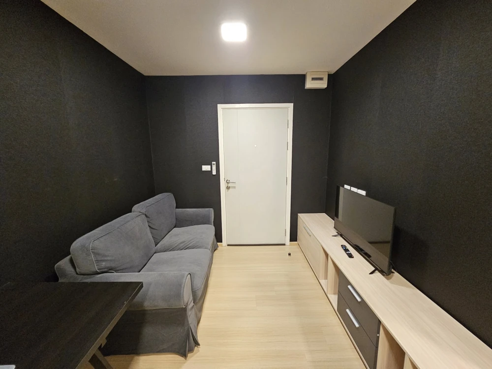 For rent: Plum Condo Rangsit Alive 1, 8th floor, fully furnished room, ready to move in. Interested? Hurry and reserve now. Urgent!