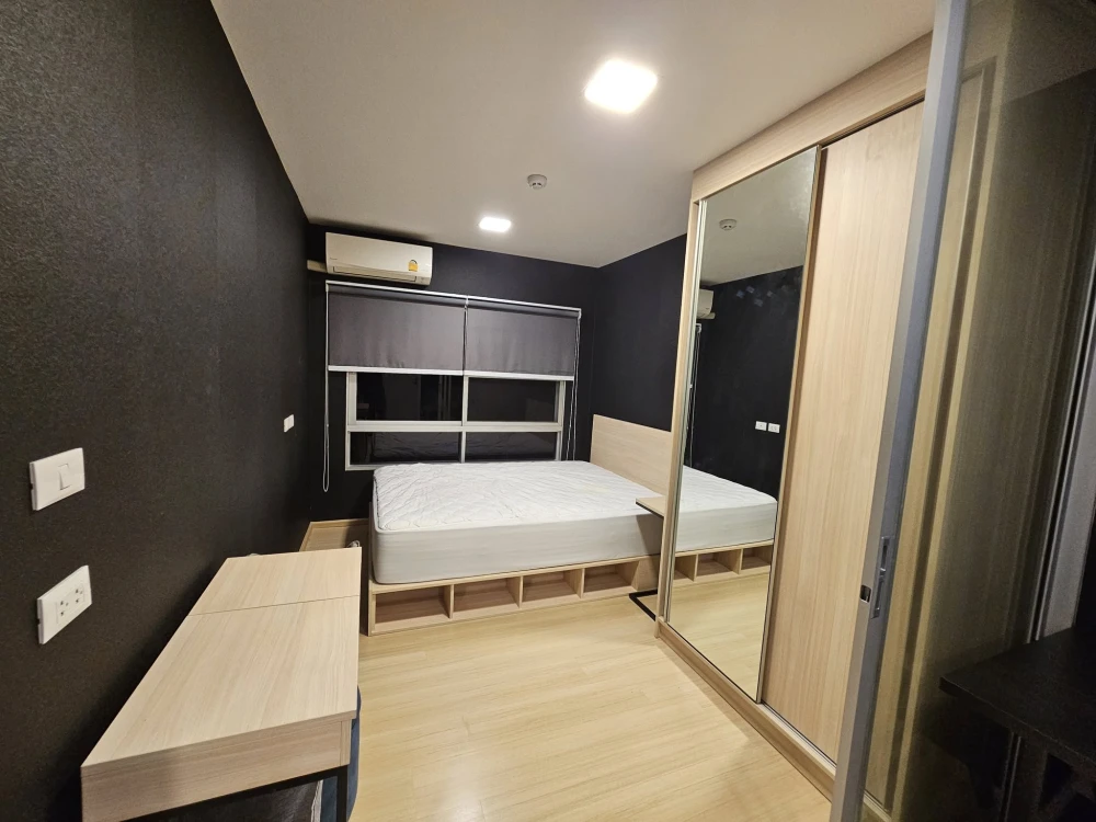 For rent: Plum Condo Rangsit Alive 1, 8th floor, fully furnished room, ready to move in. Interested? Hurry and reserve now. Urgent!