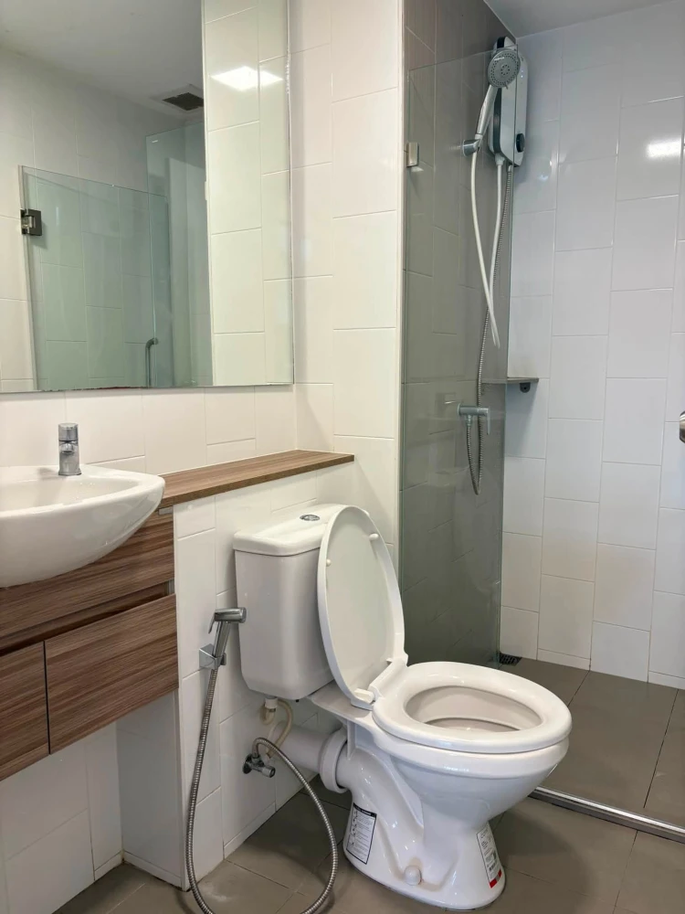 Plum Condo Rangsit Alive for rent. One room with separate, well-defined zones. Amazing price! Book now, don't miss out!