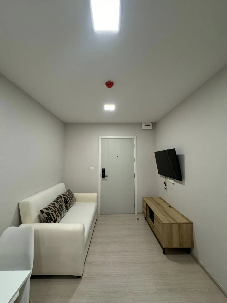Plum Condo Rangsit Alive 2 for rent, 3rd floor, pool view, fully furnished, nice to live in, reserve now, hurry!