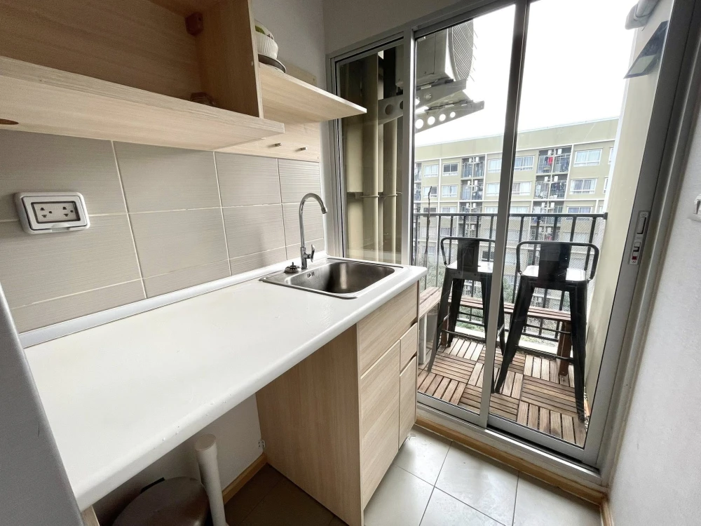 Plum Condo Rangsit Alive 2 for rent, 7th floor, nice room, fully furnished. Interested? Hurry and reserve now. Don't miss out!