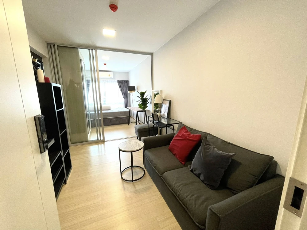 Plum Condo Rangsit Alive 2 for rent, 7th floor, nice room, fully furnished. Interested? Hurry and reserve now. Don't miss out!