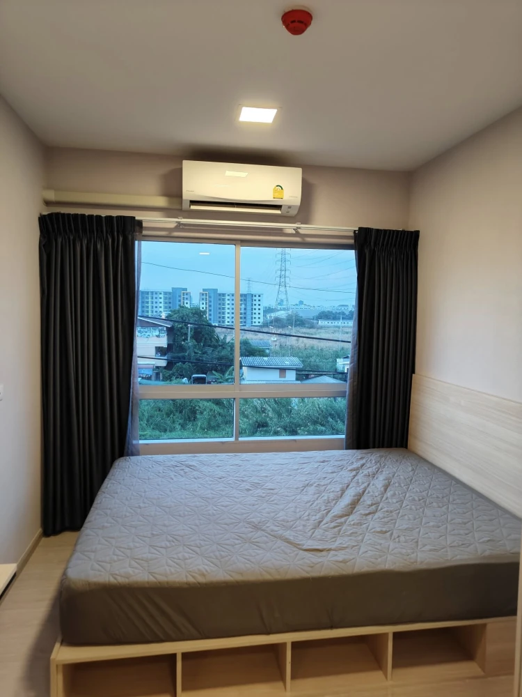 For rent Plum Condo Rangsit Alive 2, outside view, fully furnished room, ready to move in, book now, don't miss out.