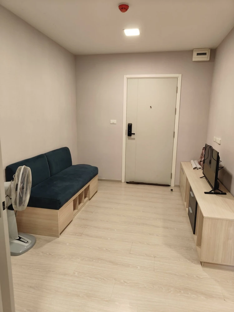 For rent Plum Condo Rangsit Alive 2, outside view, fully furnished room, ready to move in, book now, don't miss out.