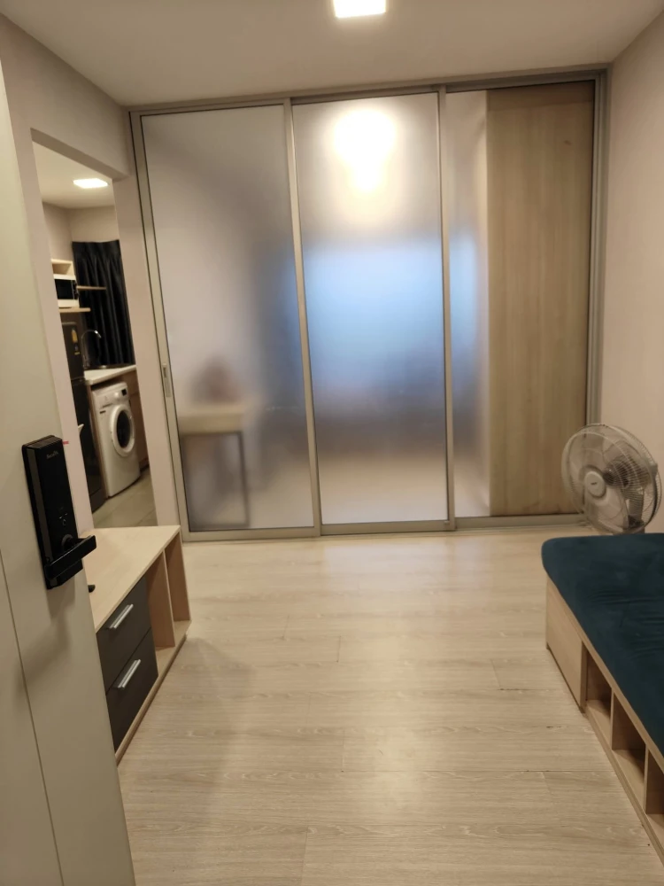 For rent Plum Condo Rangsit Alive 2, outside view, fully furnished room, ready to move in, book now, don't miss out.