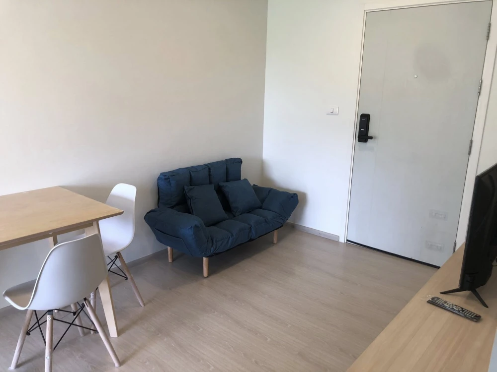 For rent: Plum Condo Rangsit Alive 2, a nice room, fully furnished, with a beautiful garden view. Book now.