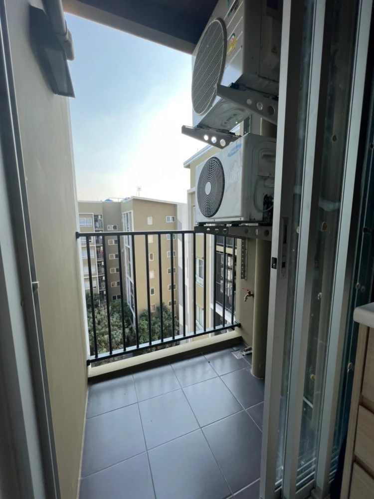 Plum Condo Rangsit Alive 2 for rent, corner room with privacy, comes fully furnished, just bring your bags and move in!