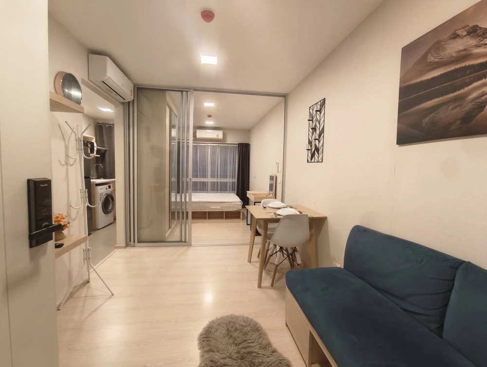 For rent: Plum Condo Rangsit Alive 2, a room decorated in a minimalist style, nice to live in, comes with complete furniture, just bring your bags and