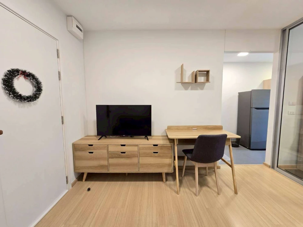 Plum Condo Rangsit Fresh for rent, 2nd floor, outside view, fully furnished, nice room, reserve now.