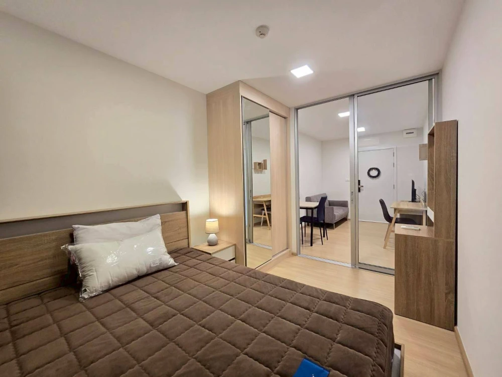 Plum Condo Rangsit Fresh for rent, 2nd floor, outside view, fully furnished, nice room, reserve now.