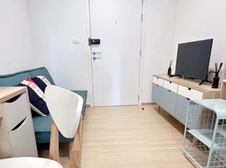 Plum Condo Rangsit Fresh for rent, 4th floor, pool view, fully furnished, nice to live in, reserve now!