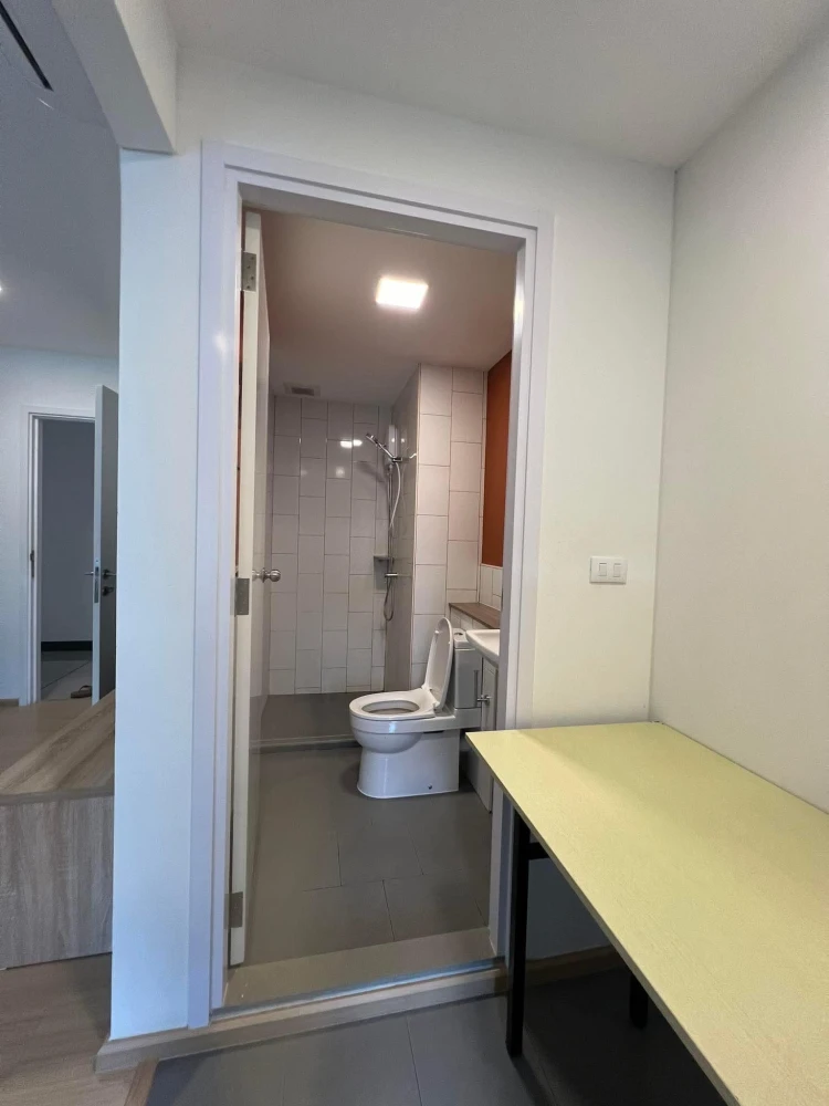 Plum Condo Rangsit Fresh for rent, 7th floor, pool view, fully furnished, nice to live in, hurry and book now.