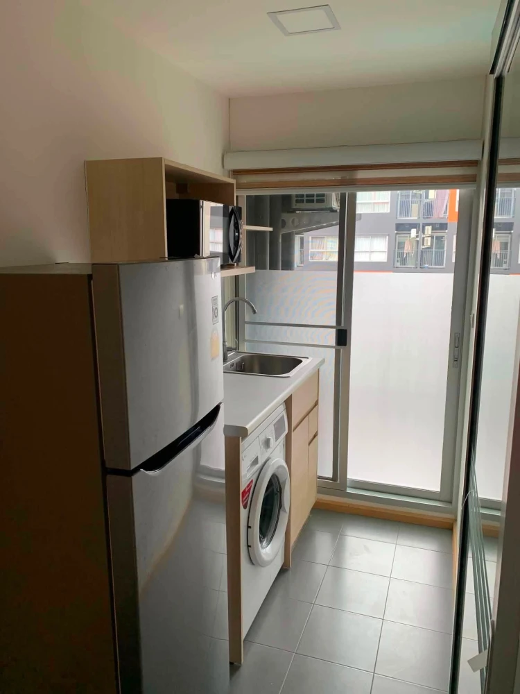 Plum Condo Rangsit Fresh for rent. Well-partitioned rooms with separate zones. Amazing price! Book today!