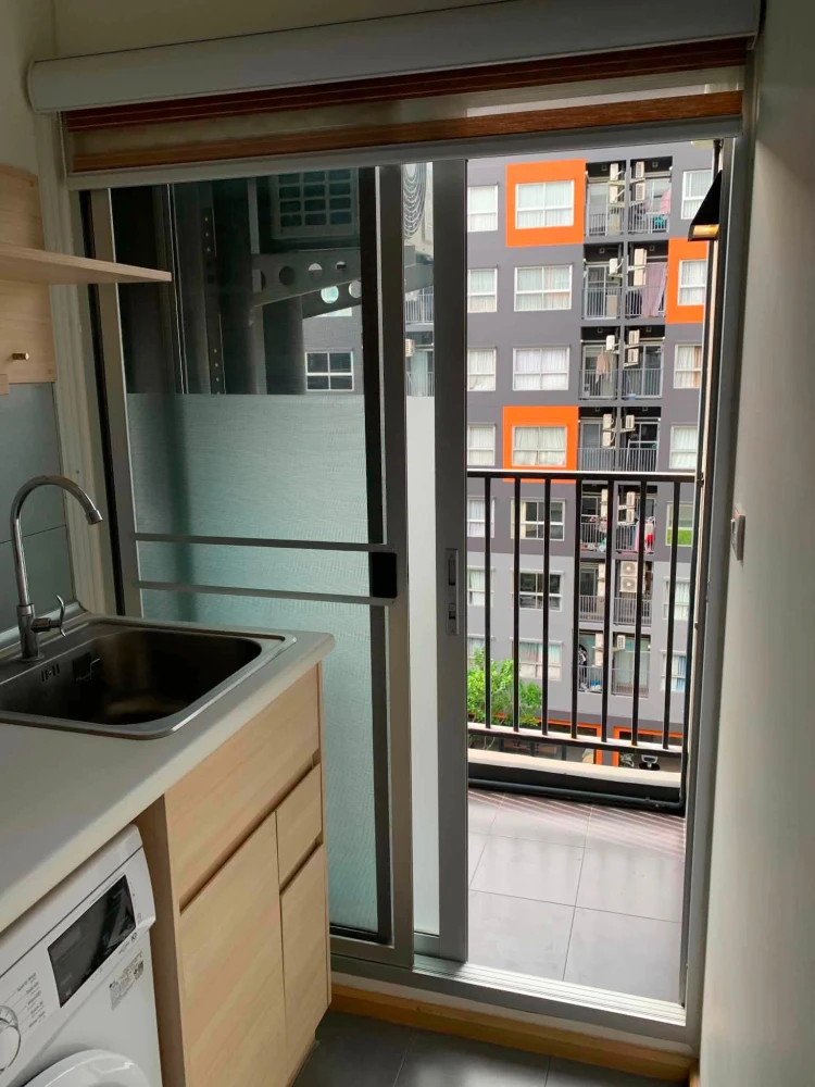 Plum Condo Rangsit Fresh for rent. Well-partitioned rooms with separate zones. Amazing price! Book today!