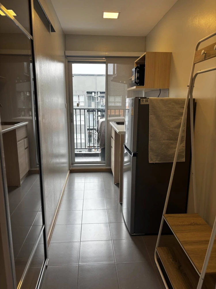 Plum Condo Rangsit Fresh for rent, a cozy room with a theme, well-built walls, and complete furniture. Reserve now!