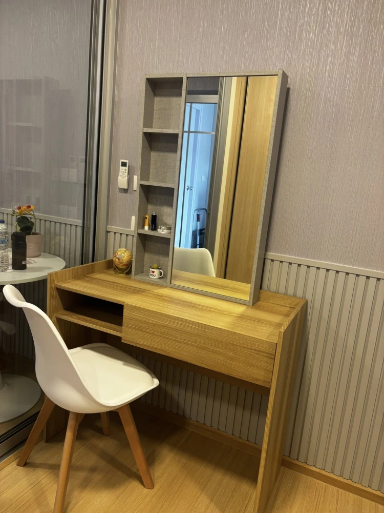 Plum Condo Rangsit Fresh for rent, a cozy room with a theme, well-built walls, and complete furniture. Reserve now!
