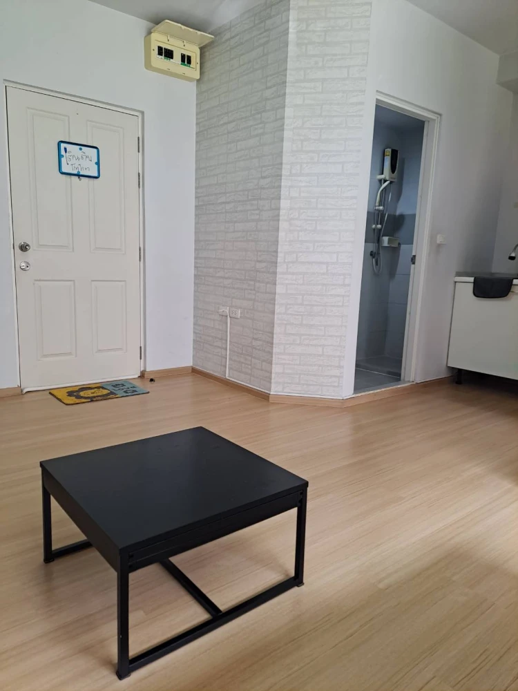 Plum Condo Samakkhi for rent, modern decoration, walls painted in Loft Style, very good price, great value, book now!