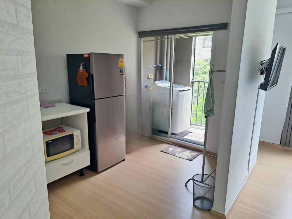 Plum Condo Samakkhi for rent, modern decoration, walls painted in Loft Style, very good price, great value, book now!
