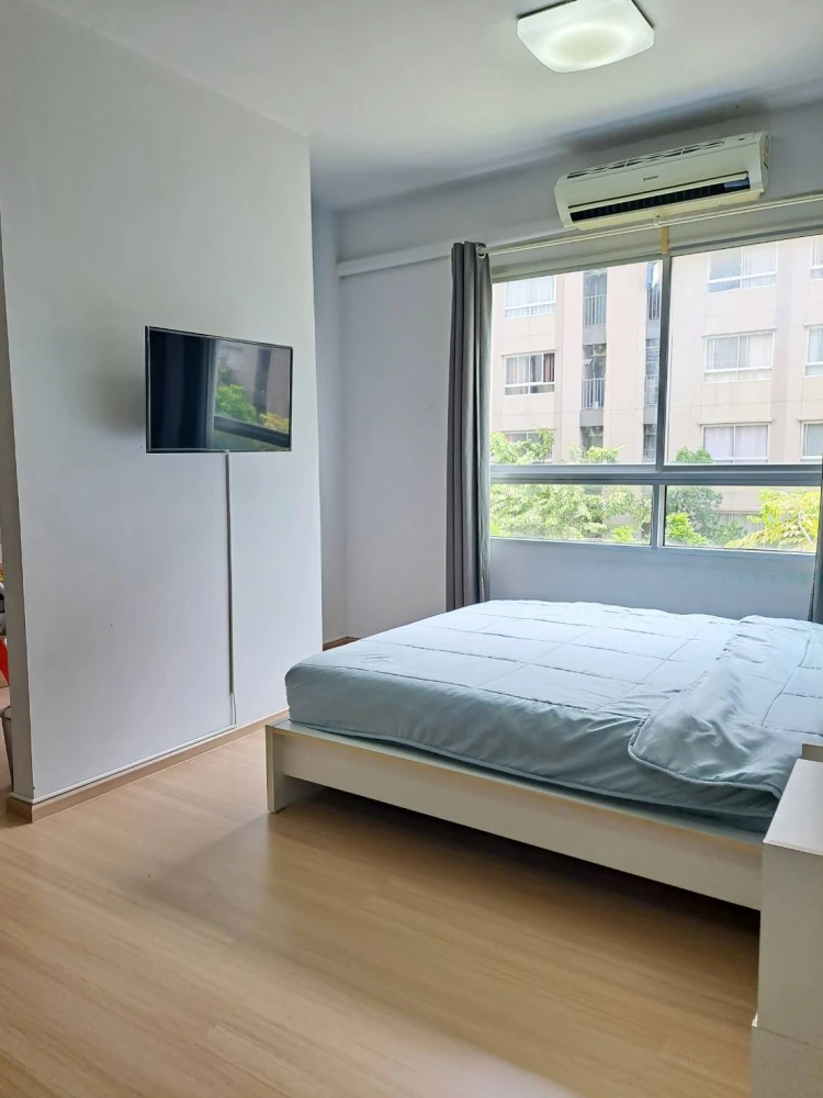 Plum Condo Samakkhi for rent, modern decoration, walls painted in Loft Style, very good price, great value, book now!