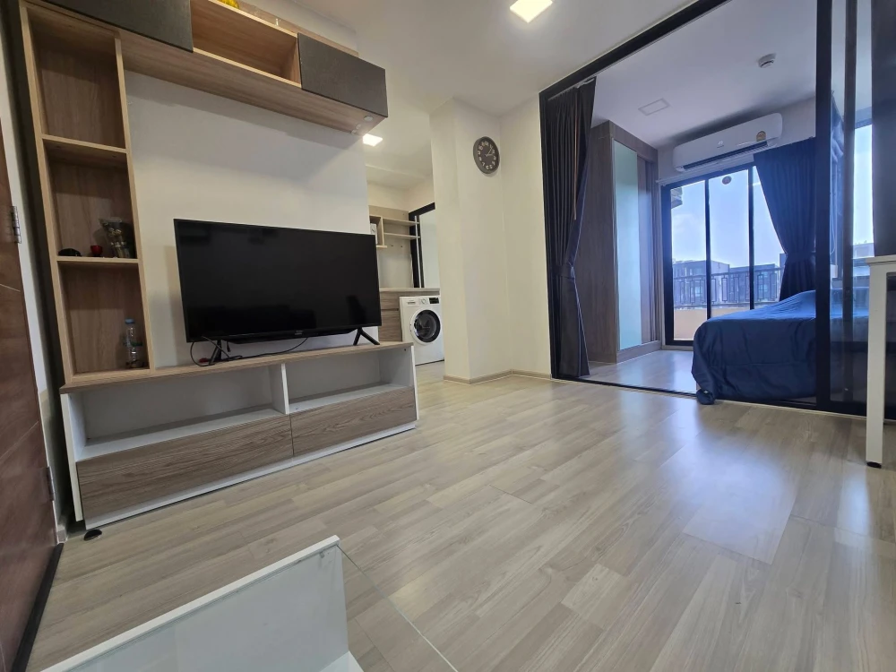 Plum Condo Saphanmai Station for rent. Spacious room with plenty of usable space, fully furnished. Just bring your bags and move in!