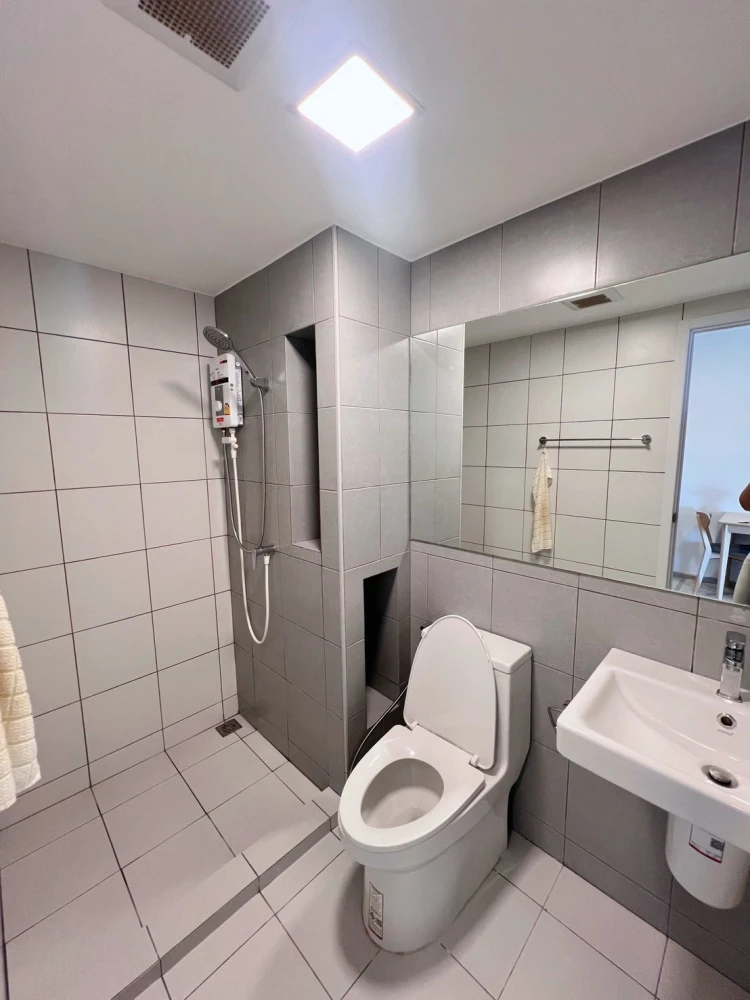 For rent Plum condo sukhumvit 62, 2 rooms ready to move in, furniture, electrical appliances included, book now before you miss out++