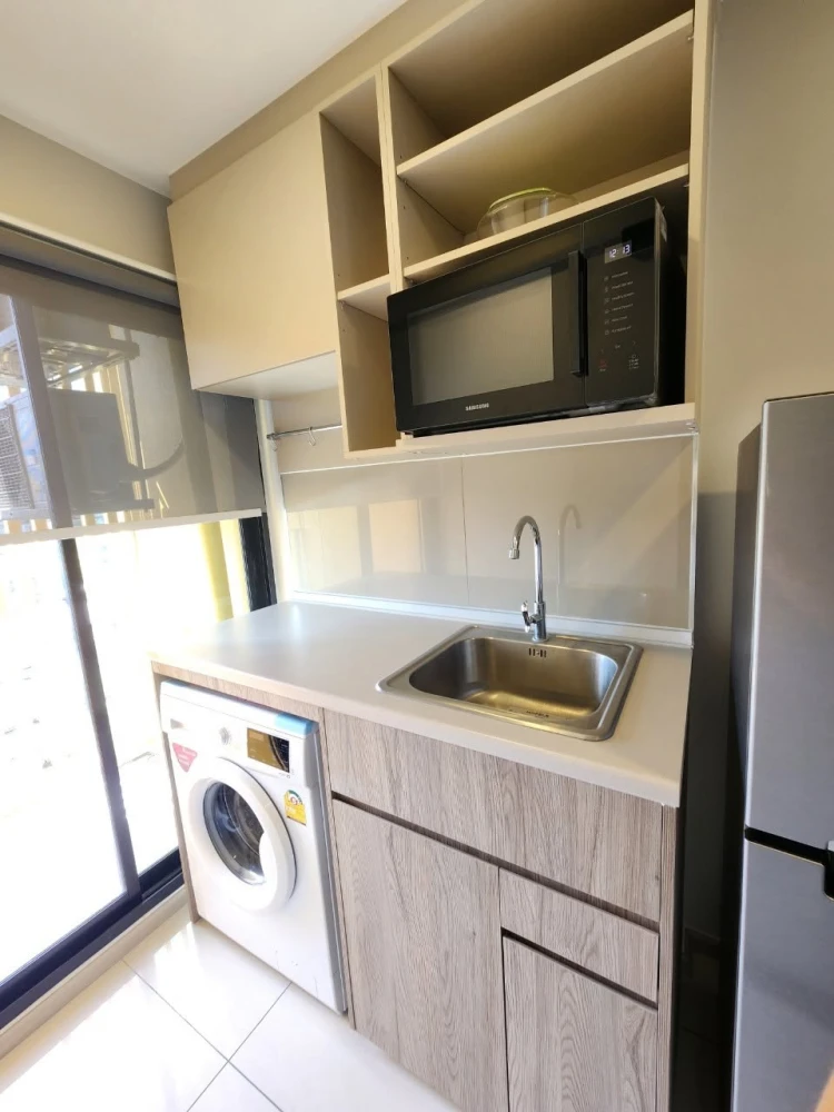 Plum Condo Sukhumvit 97.1, 5th floor, fully furnished, ready to move in. Book now!
