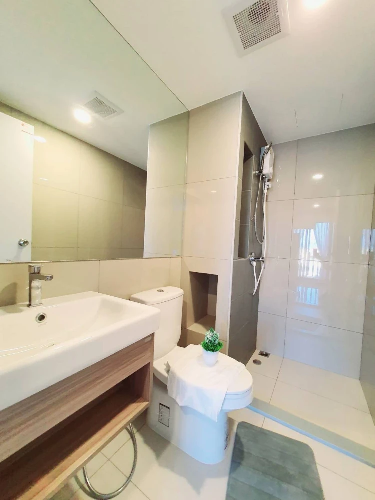 Plum Condo Sukhumvit 97.1 for rent, 8th floor. Beautiful and comfortable unit, fully furnished. Book now!