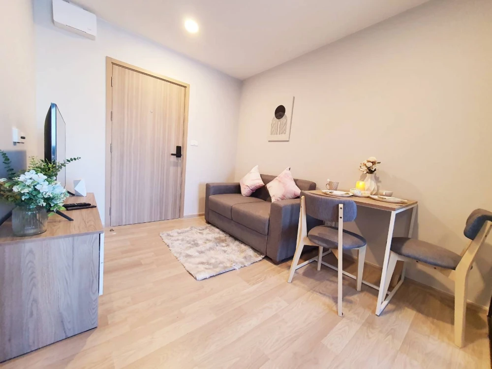 Plum Condo Sukhumvit 97.1 for rent, 8th floor. Beautiful and comfortable unit, fully furnished. Book now!