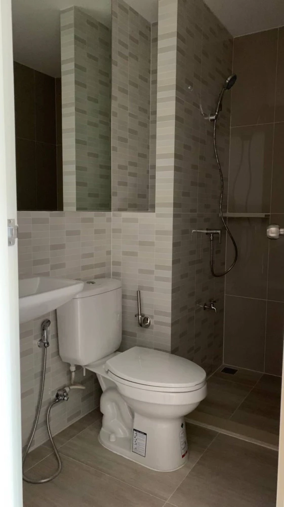For rent: Plum Condo Saphan Mai Station, 8th floor, Building B, room with swimming pool view, fully furnished, ready to move in