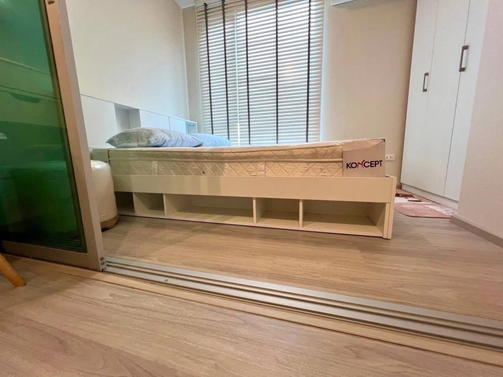 For rent Plum Ramkamhaeng 60 Interchange, 7th floor room, glass partition, well-proportioned, ready to move in, hurry, only one room left!