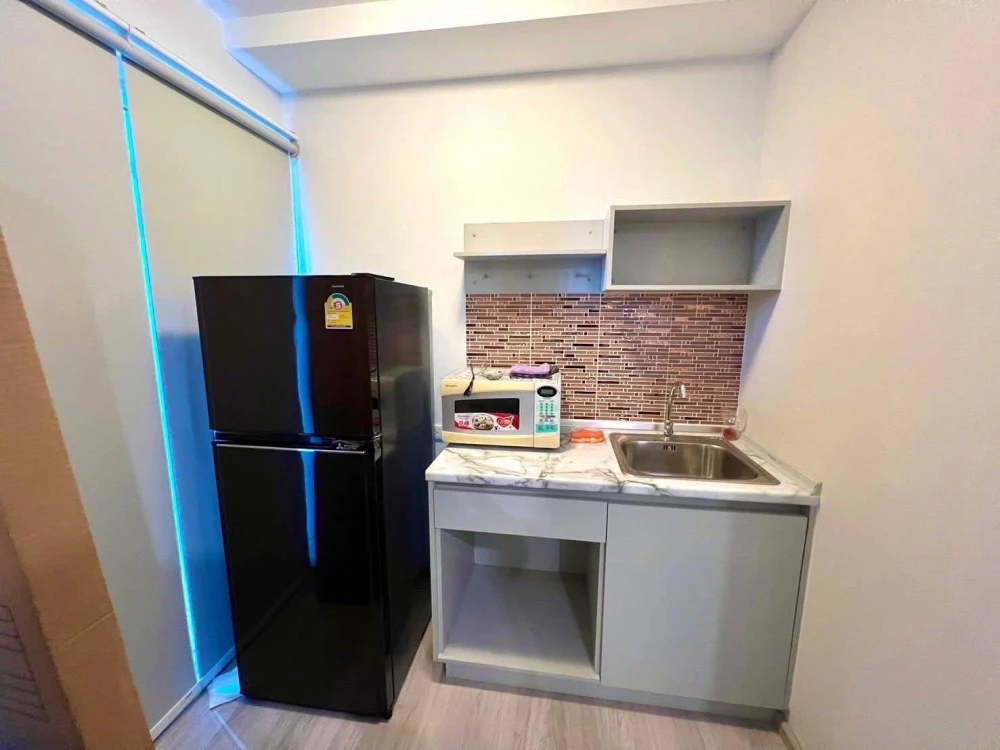 For rent Plum Ramkamhaeng 60 Interchange, 7th floor room, glass partition, well-proportioned, ready to move in, hurry, only one room left!