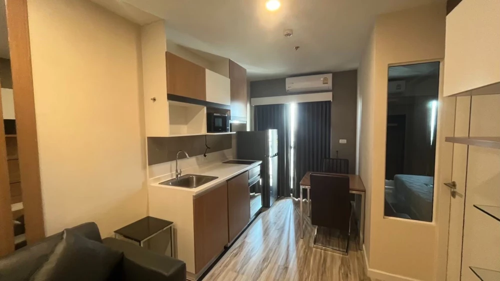 For rent Plus Condominium Sriracha 1 bedroom 1 bathroom, fully furnished and equipped, reserve now.