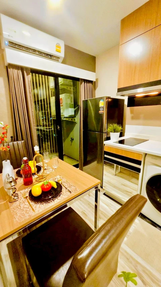 For rent: Plus Condominium Sriracha, 10th floor, beautiful unit, fully furnished. Book now! (Quickly!)