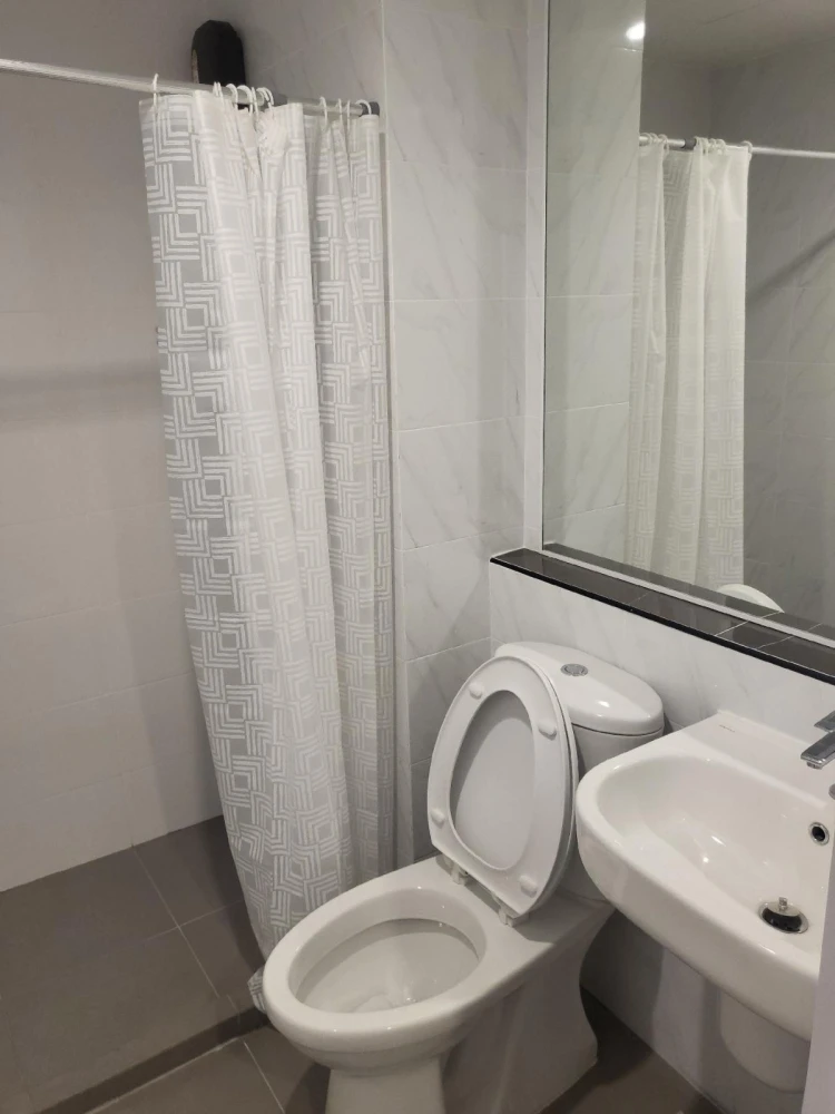 For rent: Polis Suksawat 64, 6th floor, nice room, fully furnished, reserve now, hurry!