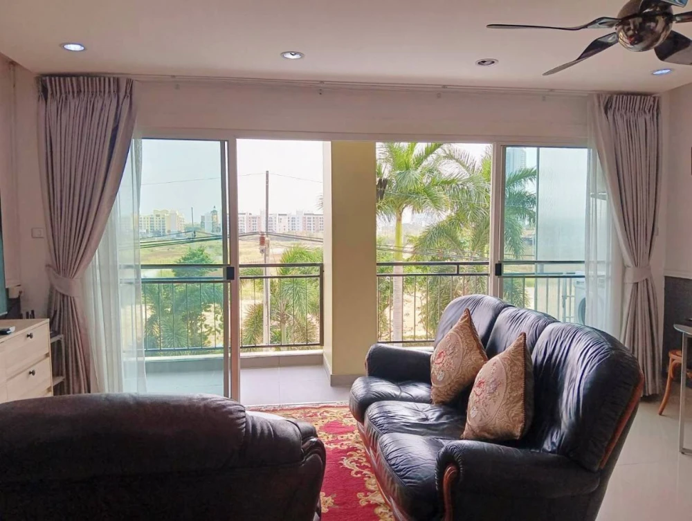 For rent Porch Land 2 Jomtien Resort, size 75 sq m., 4th floor, with quality furniture, don't miss it.