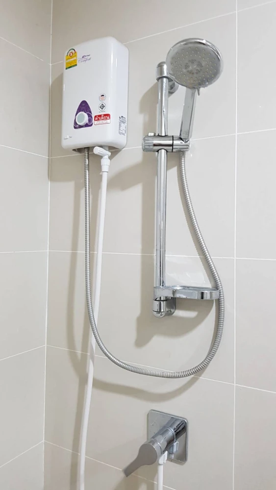 Premio Vetro Kaset, 11th floor, fully furnished unit for rent. Book now, don't wait!