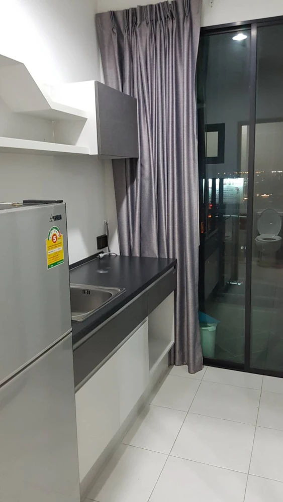 Premio Vetro Kaset, 11th floor, fully furnished unit for rent. Book now, don't wait!