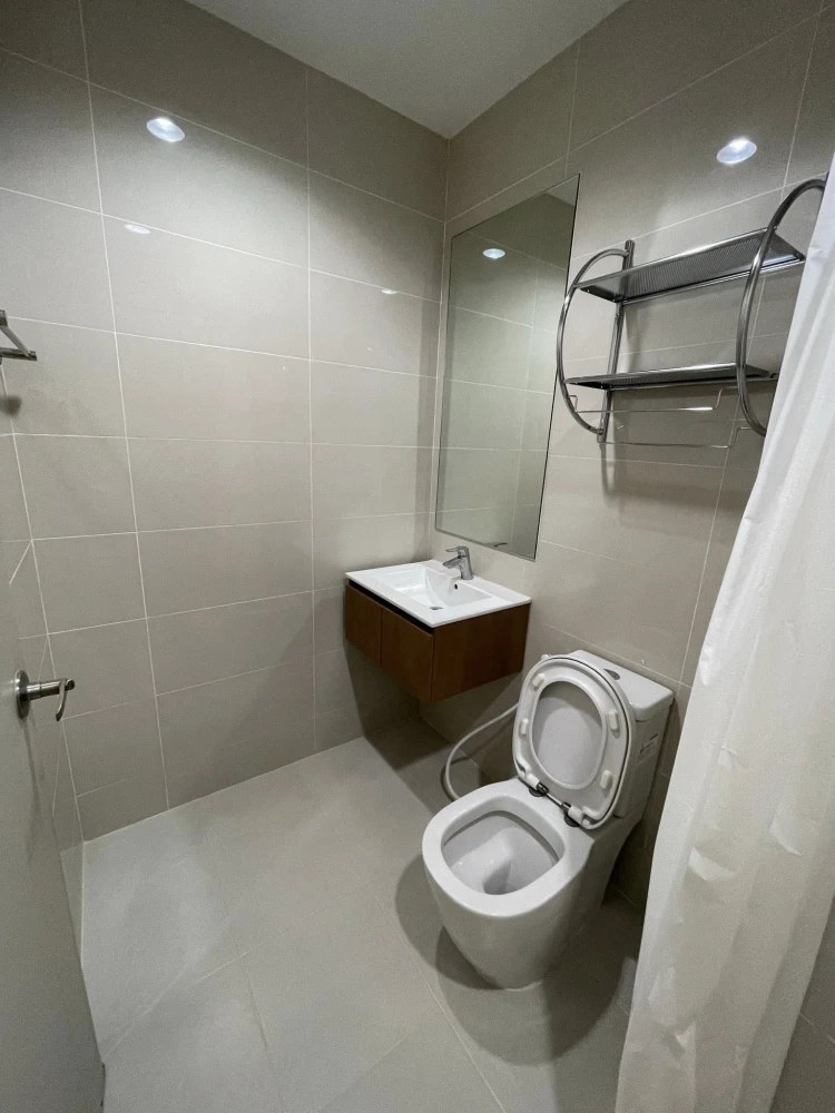 Premio Vetro condo for rent, street-side unit with Kasetsart University view, fully furnished with appliances. Book now!
