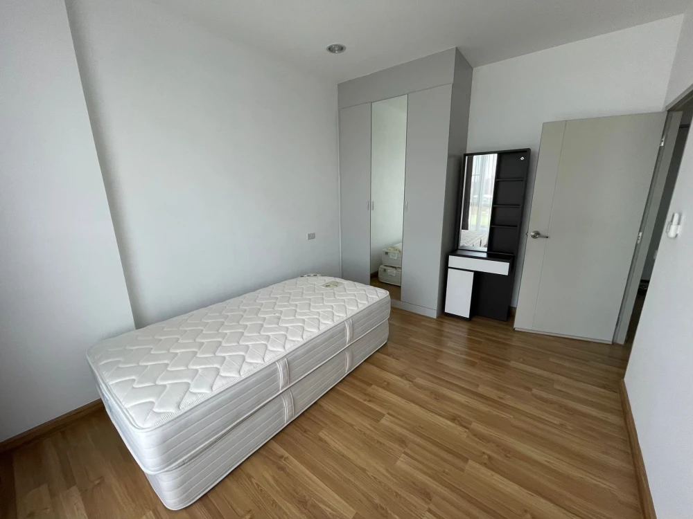 Premio Vetro condo for rent, street-side unit with Kasetsart University view, fully furnished with appliances. Book now!
