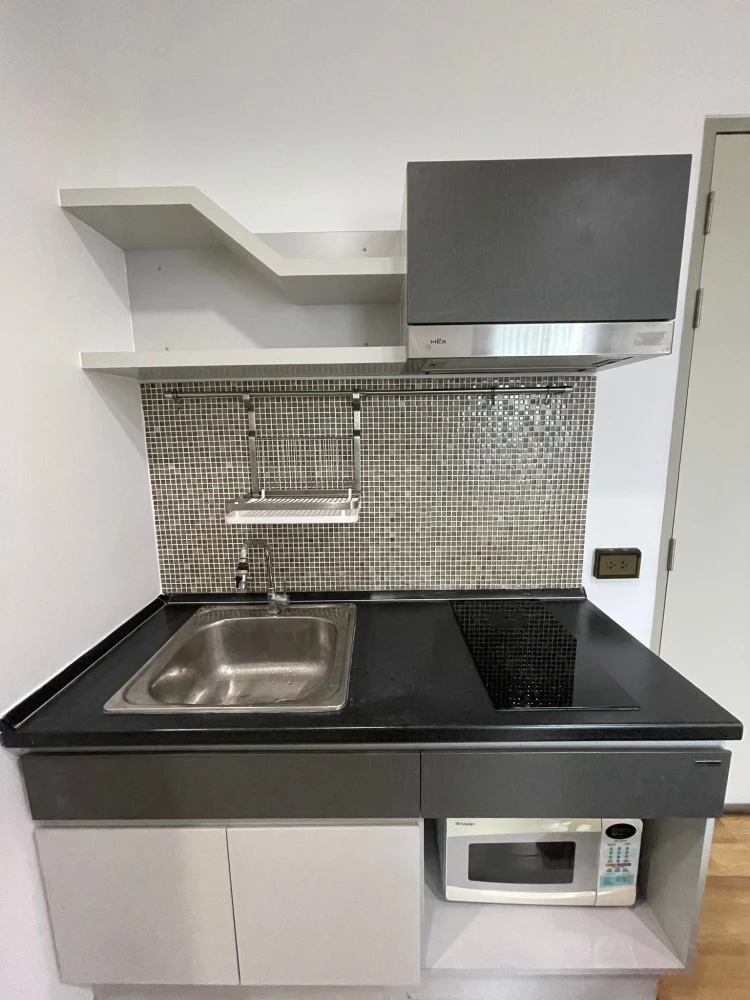 Premio Vetro condo for rent, street-side unit with Kasetsart University view, fully furnished with appliances. Book now!