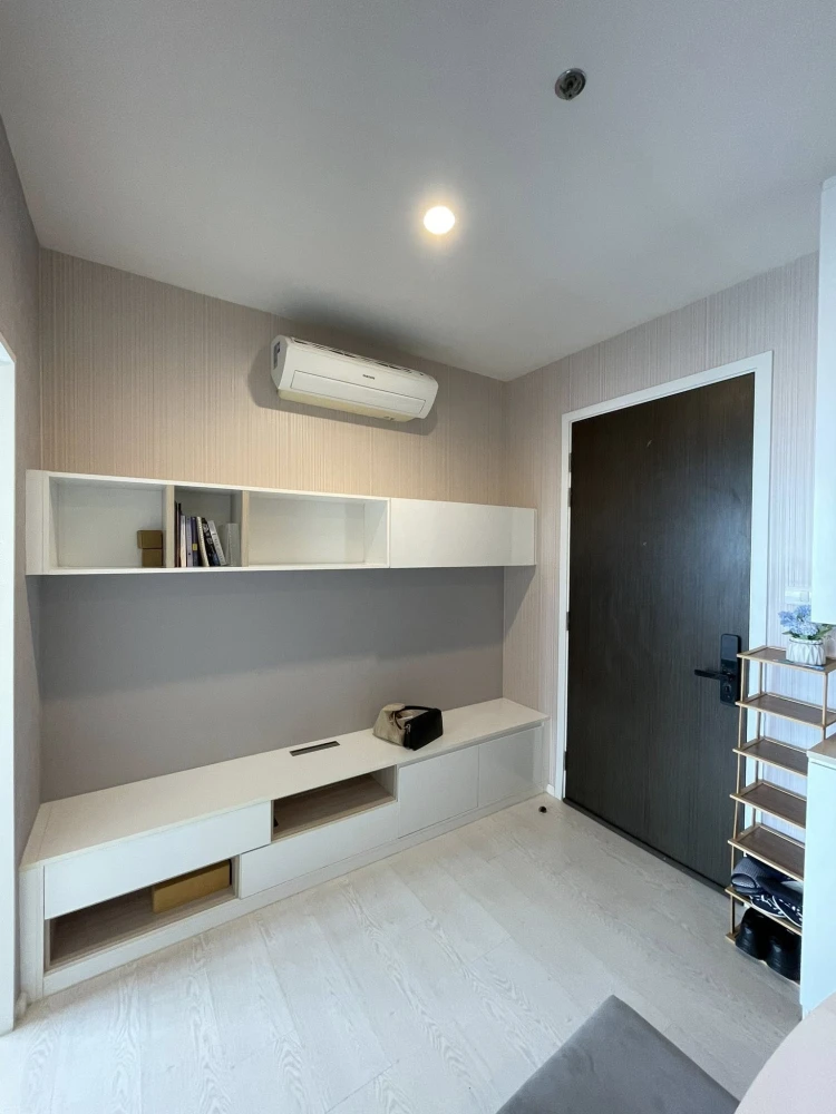 For rent: Prodigy Phetkasem 62, Building B, 20th floor. Fully furnished. Ready to move in.