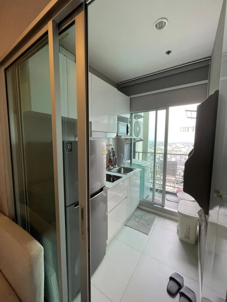 For rent: Prodigy Phetkasem 62, Building B, 20th floor. Fully furnished. Ready to move in.