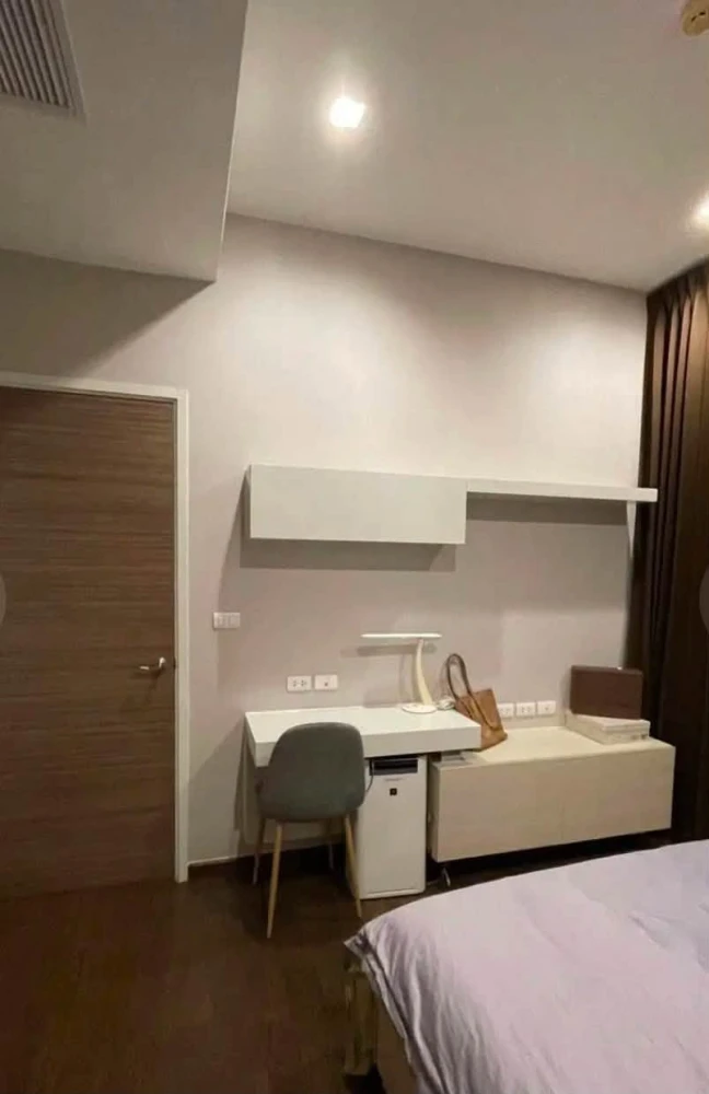 For rent: Q Asoke condo. Spacious living area, fully furnished. What are you waiting for?