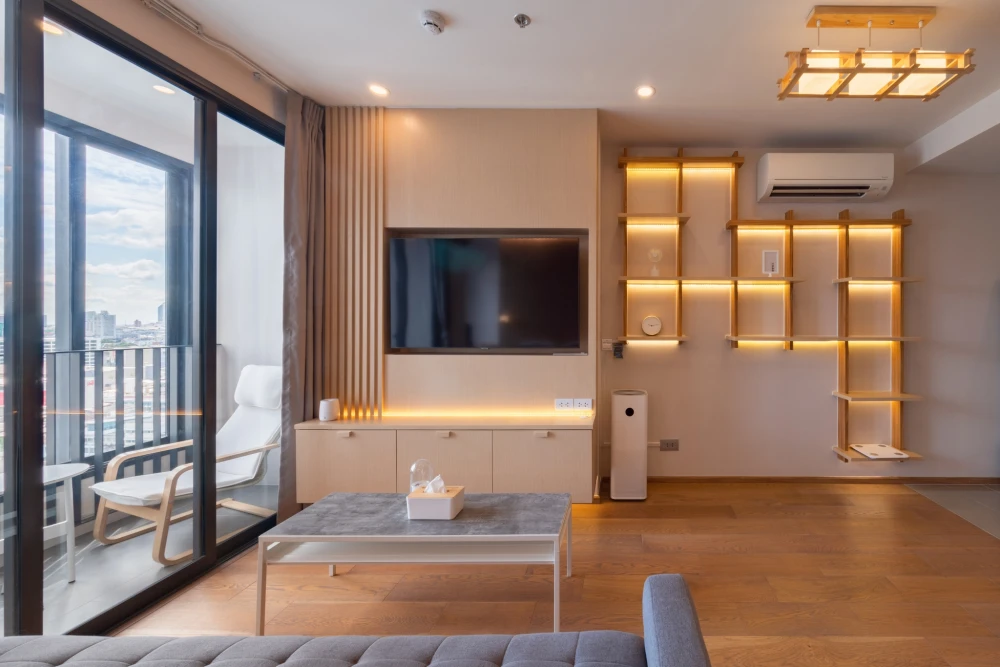 For rent sell: Q CHILDOM, high floor room, spacious and comfortable, furnished + appliances ready, reserve now.